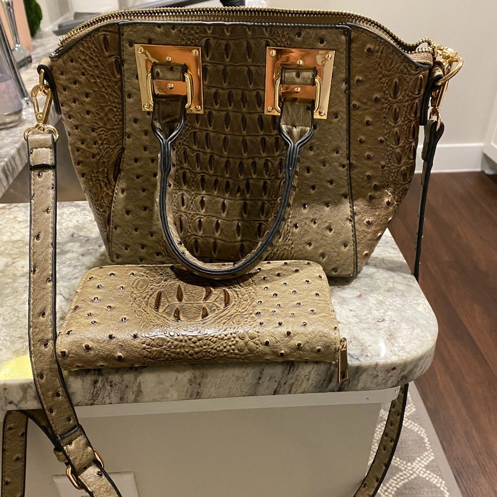 Faux Ostrich Purse and Matching Wallet